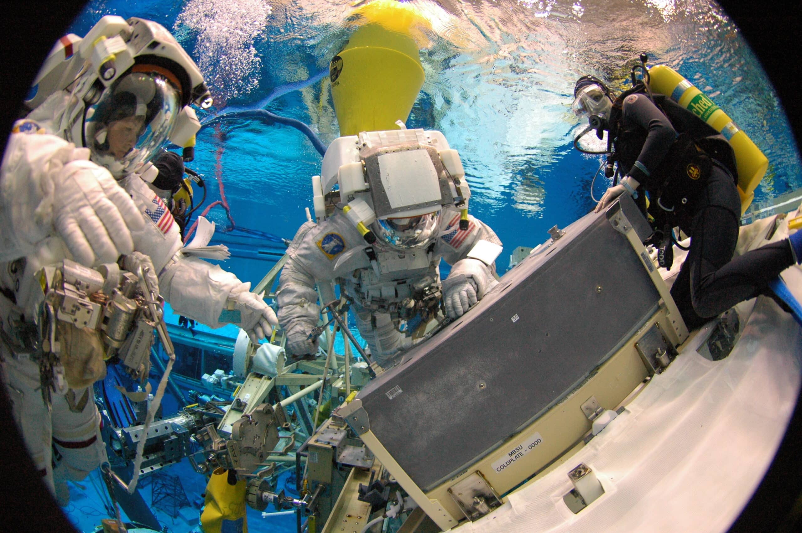 Underwater Pre-Flight Crew Training at the NASA NBL | Rothe Development
